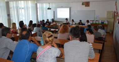 Stire din Cultură-Educație : Au dat bir cu fugiții, de la examenul de Titularizare