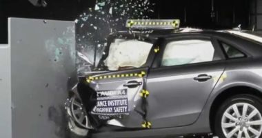 Stire din Auto : Topul celor mai sigure mașini s-a schimbat radical. Nu a murit nimeni în ele în ultimii ani