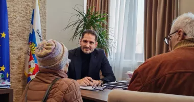 Stire din Politică-Administrație : Ușă deschisă la Primăria Constanța. Viceprimarul Răsăuțeanu invită cetățenii la dialog