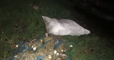 Au ieșit la pescuit cu unelte interzise