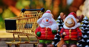 Stire din Economie : Au început cumpărăturile de Crăciun online