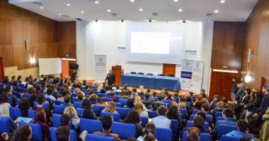 Stire din Cultură-Educație : Universitățile care nu respectă normele de etică riscă să piardă acreditările și dreptul de a susține teze de abilitare