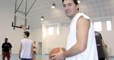 Stire din Sport : Aur mondial pentru un fost baschetbalist al BC Farul