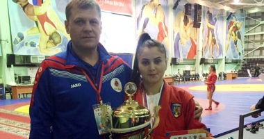 Stire din Sport : Aur pentru CS Farul, la Campionatul Mondial de sambo de la Moscova