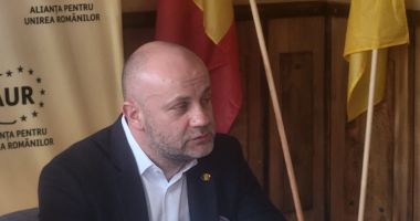 Stire din Politică-Administrație : Viceprimarii AUR din județul Constanța, ciuca bătăii! „La Independența a fost demis, altul este îmbrâncit”