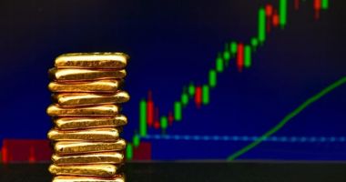 Stire din Actualitate : Ce a condus la o creștere de preț de 42% a aurului în 2025?