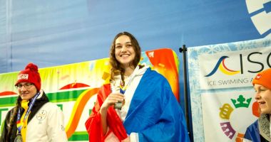 Stire din Sport : Simona Chiru a câștigat medalia de aur la Campionatul European de Înot în ape înghețate