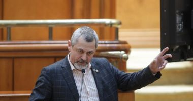Stire din Politică-Administrație : Amenințări cu bătaia în Parlament între AUR și PSD. "Te calc în picioare!"