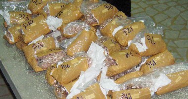 Încerca să scoată ilegal din țară 20 de kilograme de aur - 3