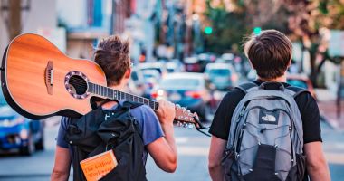 Stire din Cultură-Educație : Competiție muzicală pentru studenți, lansată în cadrul proiectului cultural european Europavox Campus