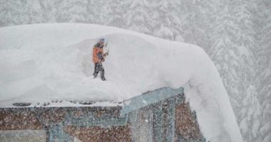 Stire din Actualitate : Iarna face ravagii în Austria. Avalanșele și căderile masive de zăpadă au provocat cinci morți, iar două persoane sunt dispărute