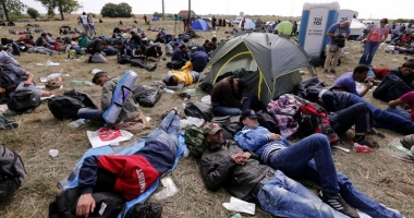 Stire din Actualitate : Austria și Slovacia caută soluții alternative la cotele de refugiați