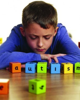 Terapiile pentru autism pot reduce efectele bolii