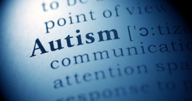 Stire din Sănătate : Copiii cu autism, în așteptarea terapiilor decontate de stat