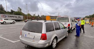 Stire din Economie : Intră în vigoare certificatul RAR Auto Pass. Piaţa se va asana, ţeparii merg la lada de gunoi a istoriei