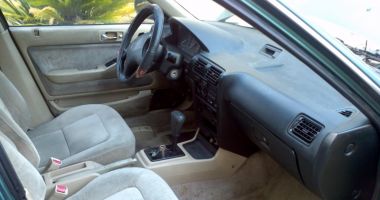 Stire din Actualitate : Cele mai INUTILE dotări AUTO pe care unii producători încă le folosesc