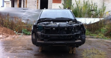 Aveți grijă unde vă parcați mașina! Un șofer a încremenit când și-a văzut mașina dimineață / Galerie foto - 3