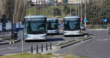 Stire din Social : Autobuzele CT BUS își reiau traseele către centrele comerciale