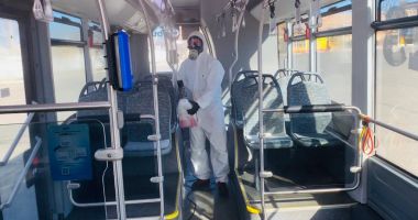 Stire din Social : Coronavirus. Autobuzele CT BUS sunt permanent dezinfectate