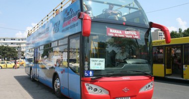 Stire din Social : Autobuzele etajate, scoase pe traseu de alegeri