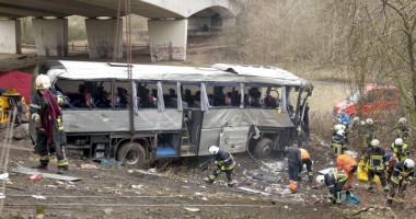 Stire din Actualitate : Grav accident de autocar în Belgia