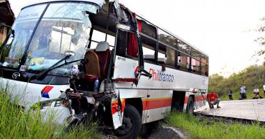 Stire din Eveniment : Călătorești cu autocarul? De pe ce loc scapi cu viață în caz de accident