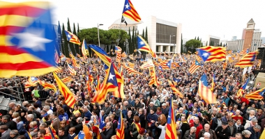 Stire din Actualitate : Autonomia Cataloniei  ar putea fi suspendată de guvernul spaniol