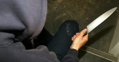Stire din Eveniment : Agresorul care a înjunghiat un bărbat, în zona ICIL, a fost prins de polițiști