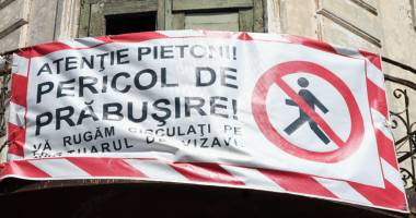 Stire din Social : Primăria Constanța nu mai dă autorizații! Fără activități comerciale în clădirile cu risc seismic