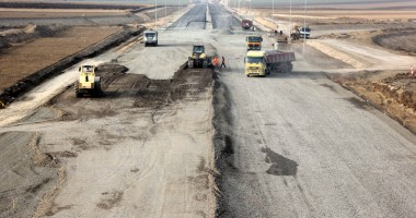 Stire din Politică-Administrație : Din 2012, vom circula pe A2 de la București la Constanța GALERIE FOTO