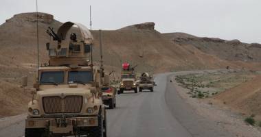 Stire din Actualitate : Atentat sinucigaș în apropiere de o bază militară: 18 morți