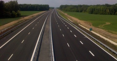 Stire din Actualitate : Transport public gratuit, pentru a reduce poluarea. Vezi unde
