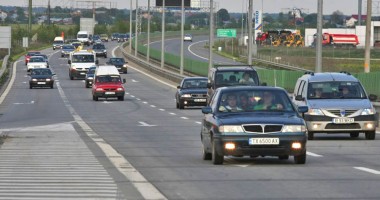 Stire din Eveniment : Șofer de 57 de ani, depistat cu 203 de km/h pe Autostrada Soarelui