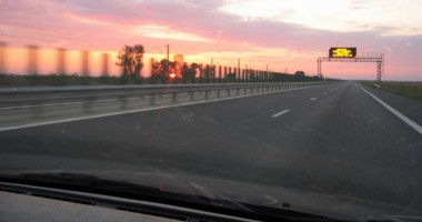 Stire din Eveniment : TERIBILISM LA VOLAN / Constănțean prins pe Autostrada Soarelui, cu 223 km/oră!