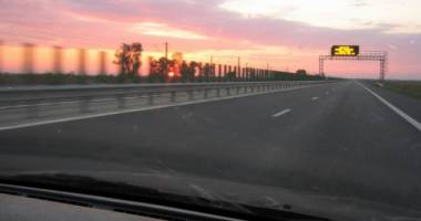 Stire din Eveniment : Șofer prins în timp ce conducea cu 229 km/h, spre Constanța, pe Autostrada Soarelui