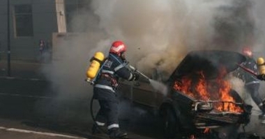 Stire din Eveniment : Autoturism ars ca o torță, la Constanța. DOUĂ VICTIME!