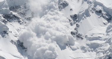 Stire din Eveniment : Avalanșa din Retezat. Dosar penal pentru ucidere din culpă