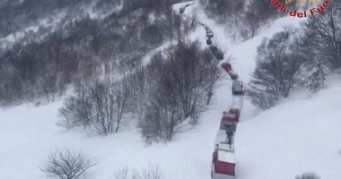 Imagini foto-video șocante. Avalanșă ucigașă în Italia! / ROMÂNCĂ ȘI COPIII EI, ÎNGROPAȚI DE VII ÎN ZĂPADĂ - 10
