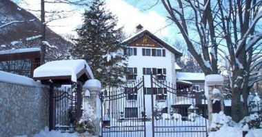 Imagini foto-video șocante. Avalanșă ucigașă în Italia! / ROMÂNCĂ ȘI COPIII EI, ÎNGROPAȚI DE VII ÎN ZĂPADĂ - 8