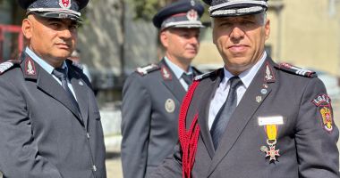 GALERIE FOTO: De ziua lor, mai mulți pompieri constănțeni au fost înaintați în grad - 4