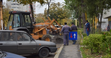 CET sapă groapa sistemului centralizat de termoficare - 4