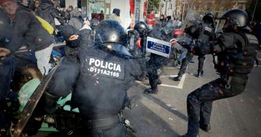 Stire din Actualitate : Avertisment pentru protestatarii catalani violenți: riscă ani grei de închisoare!