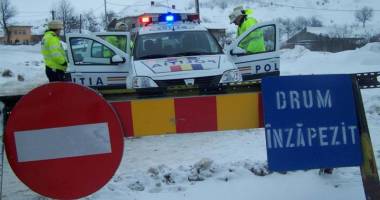 Stire din Eveniment : Avertizările polițiștilor: "Nu plecați la drum pe vreme rea!"