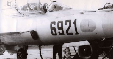 Stire din Eveniment : O poveste de acum fix 32 de ani! Catapultare din vrie cu MiG-21UM