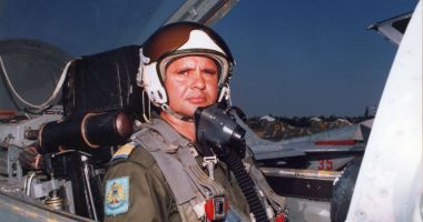 Piloți de elită, pe MiG-29. Aterizare de noapte, în condiții grele! (II) - 2