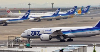 Stire din Actualitate : Grecia, în plină criză financiară! Zeci de avioane au fost abandonate la Atena