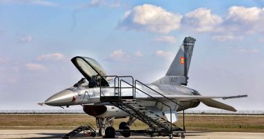Stire din Eveniment : Încă o aeronavă F-16 Fighting Falcon în dotarea Forțelor Aeriene!