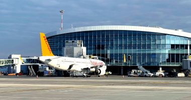 Stire din Actualitate : Aeroportul Otopeni, ticsit de avioane israeliene. Mai multe aeronave au fost mutate din Israel