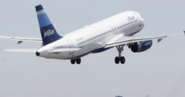 Stire din Actualitate : Pasageri reținuți  pentru că au stat  prea mult la toaletă
