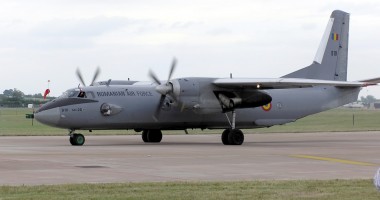 Stire din Eveniment : Avionul cu militarii decedați în Afganistan a aterizat la Baza 90